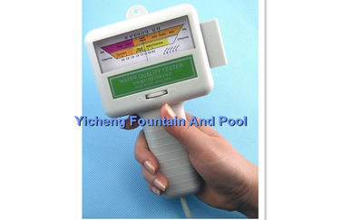 Verificador plástico do PH/CL2 da água para piscinas e termas com bateria